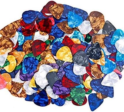 300 Pcs Guitar Picks Sampler Value Pack Includes Thin Medium & Heavy Gauges